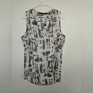 Rose and Olive Sleeveless Black,Gray, and White Top